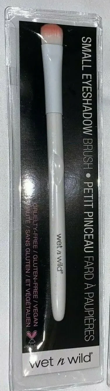 Wet N Wild Small Eyeshadow Brush Cruelty Free Vegan Set of 2